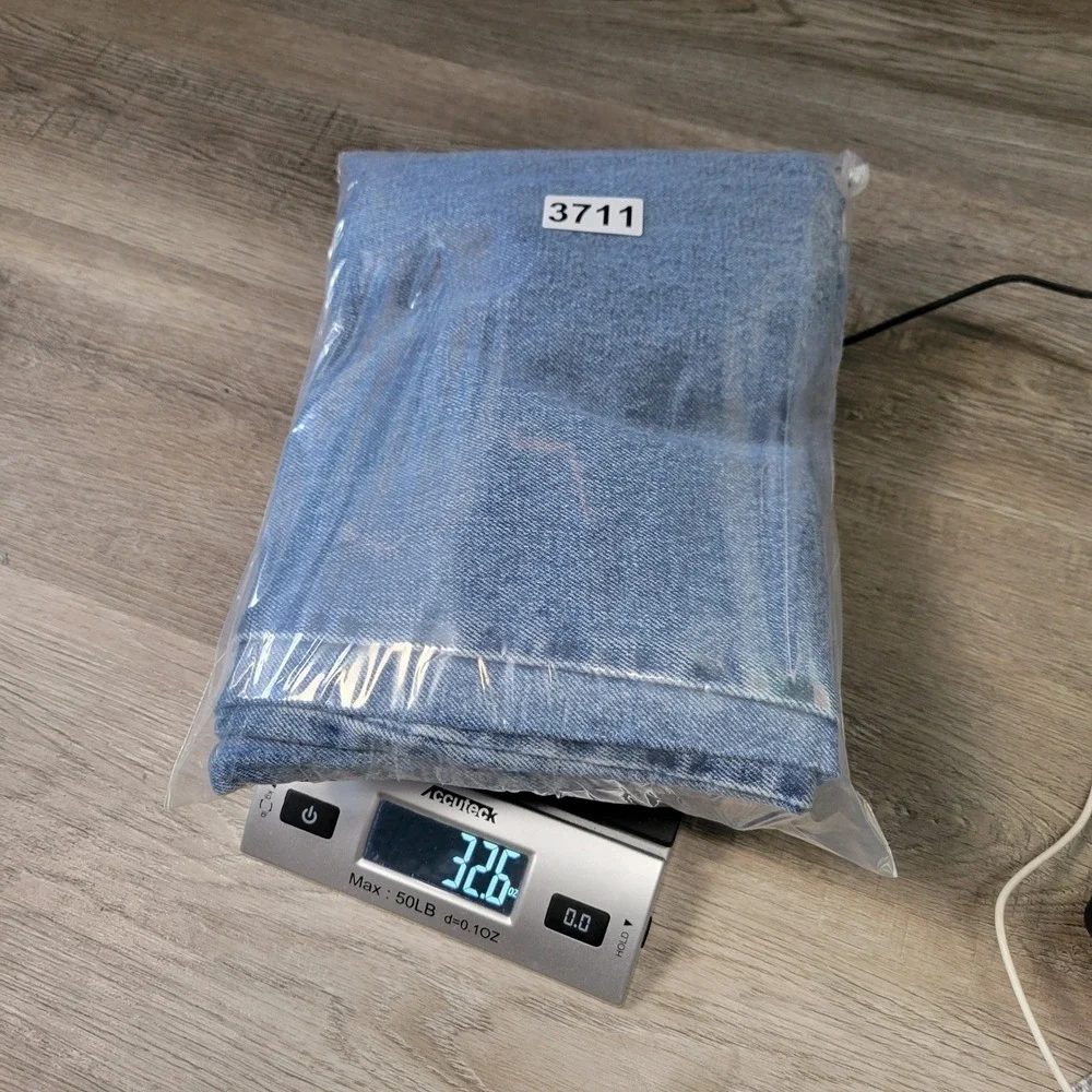 Levi's 560 Loose Fit Tapered Leg Jeans Mens 38x34‎ Blue Vintage Made in USA 90s
